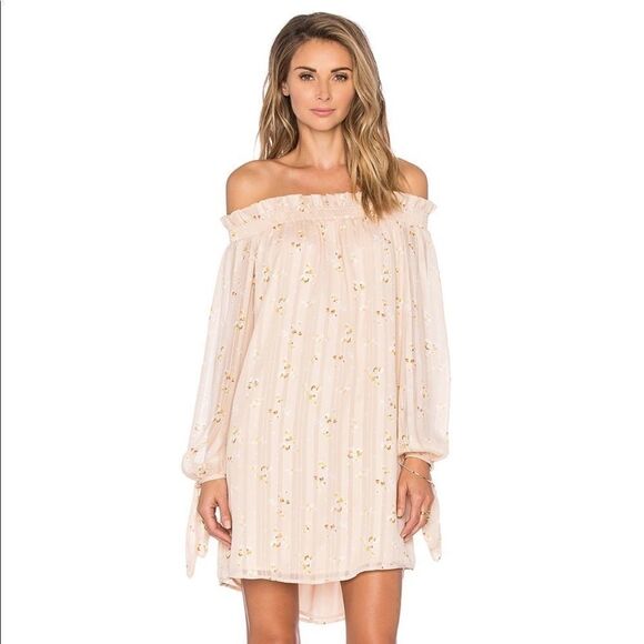 WAYF Off Shoulder Dress in Pink Bouquet Print - Picture 1 of 10